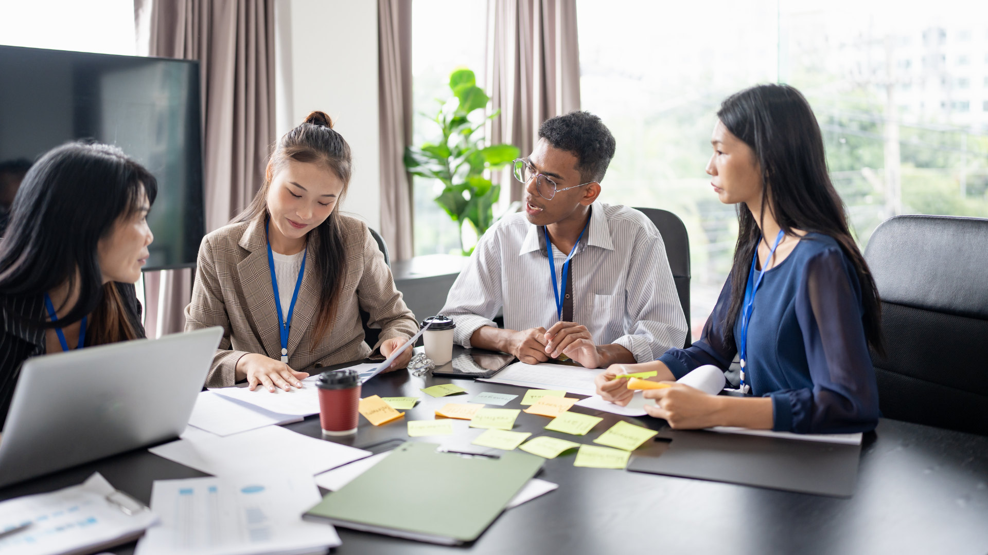 Equipe collabore pour standardiser-projets-it-manque-ressources
